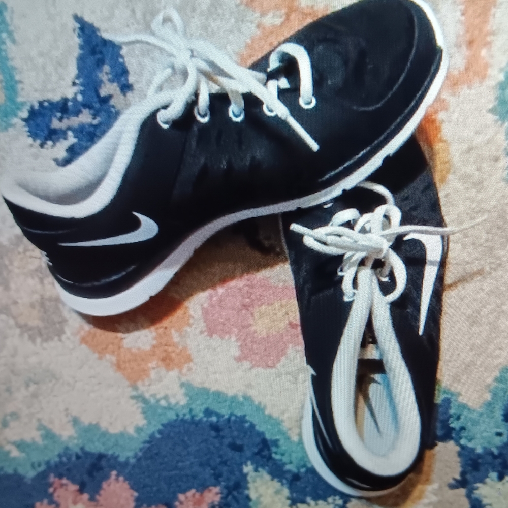 Nike Black and White Athletic Shoes
